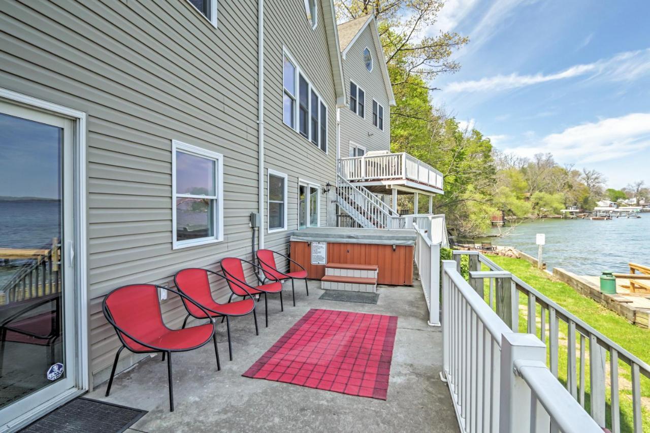 Waterfront Seneca Lake House Fire Pit And Boat Dock Geneva Buitenkant foto