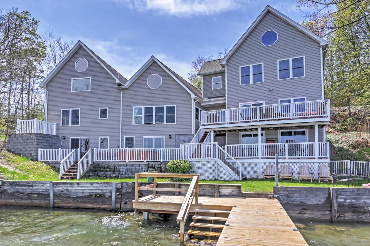 Waterfront Seneca Lake House Fire Pit And Boat Dock Geneva Buitenkant foto