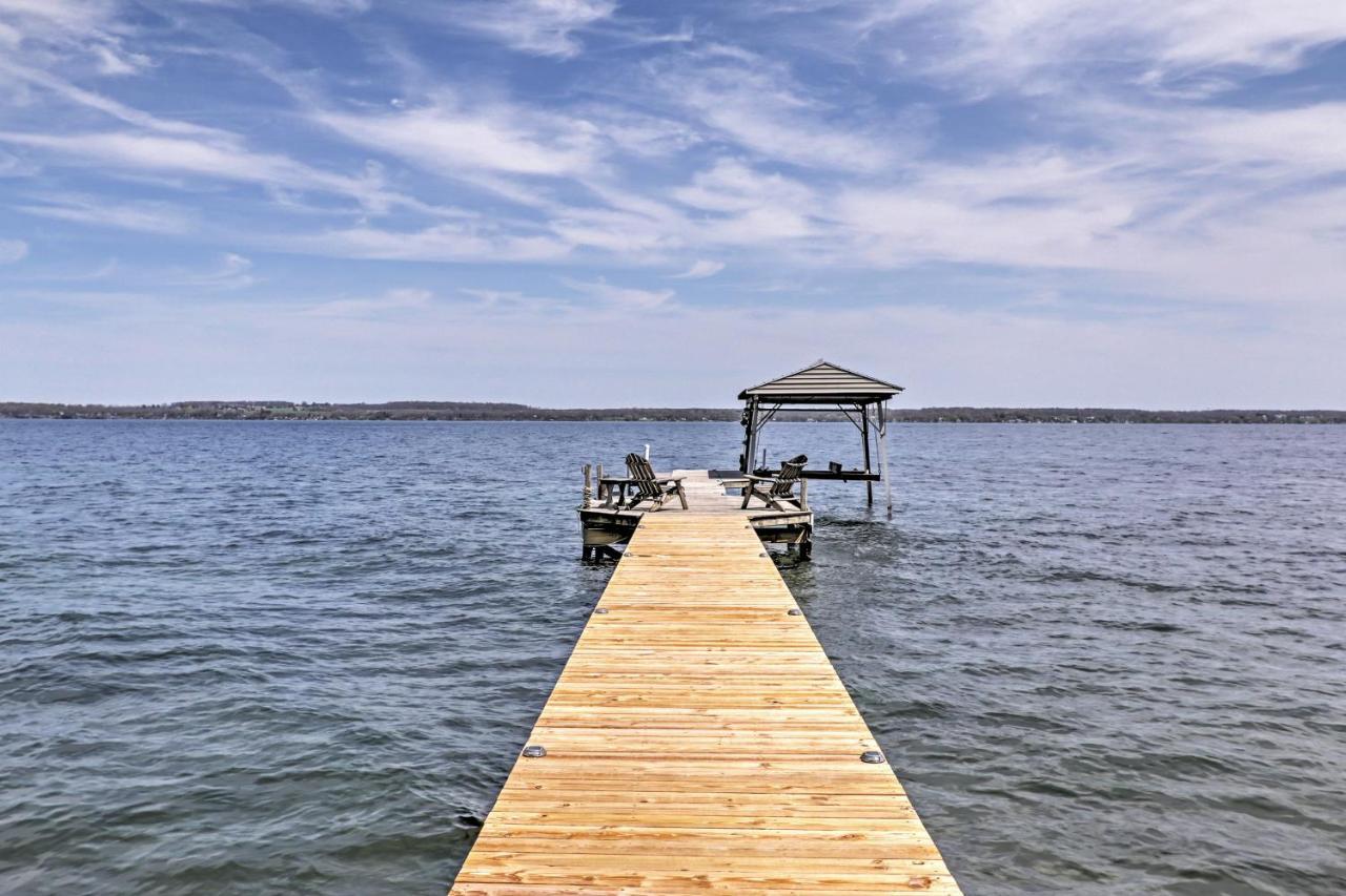 Waterfront Seneca Lake House Fire Pit And Boat Dock Geneva Buitenkant foto